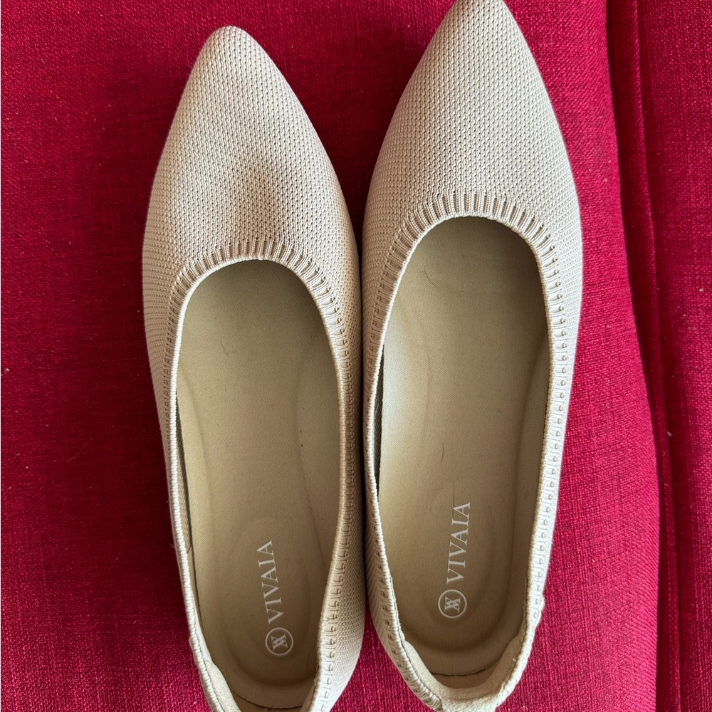 Women's Cream Flats